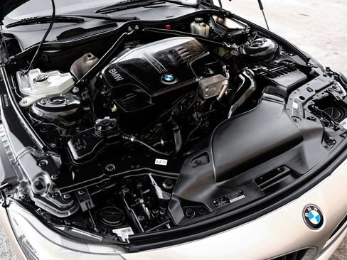 Used 2012 BMW Z4 sDrive28i image 52