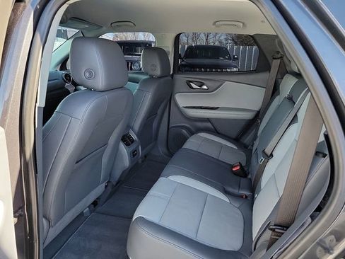 Used 2022 Chevrolet Blazer LT image 11