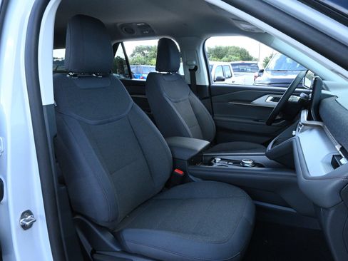 New 2026 Ford Explorer Active RWD image 23