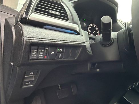 New 2026 Honda Odyssey Touring image 36
