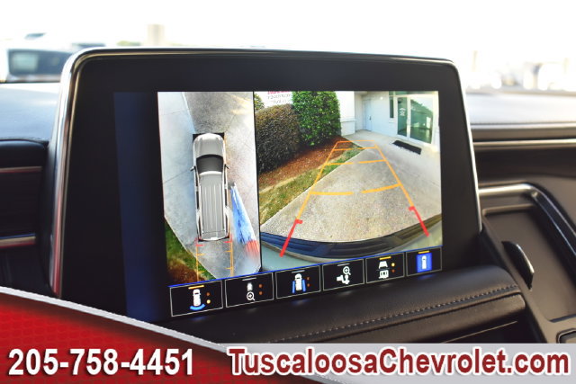 Used 2023 Chevrolet Suburban Z71 w/ Luxury Package AWD/4WD image 43
