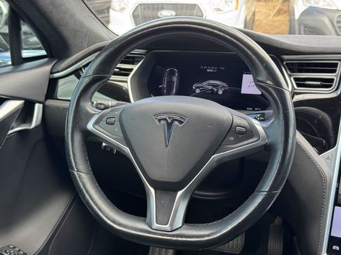 Used 2015 Tesla Model S AWD image 26