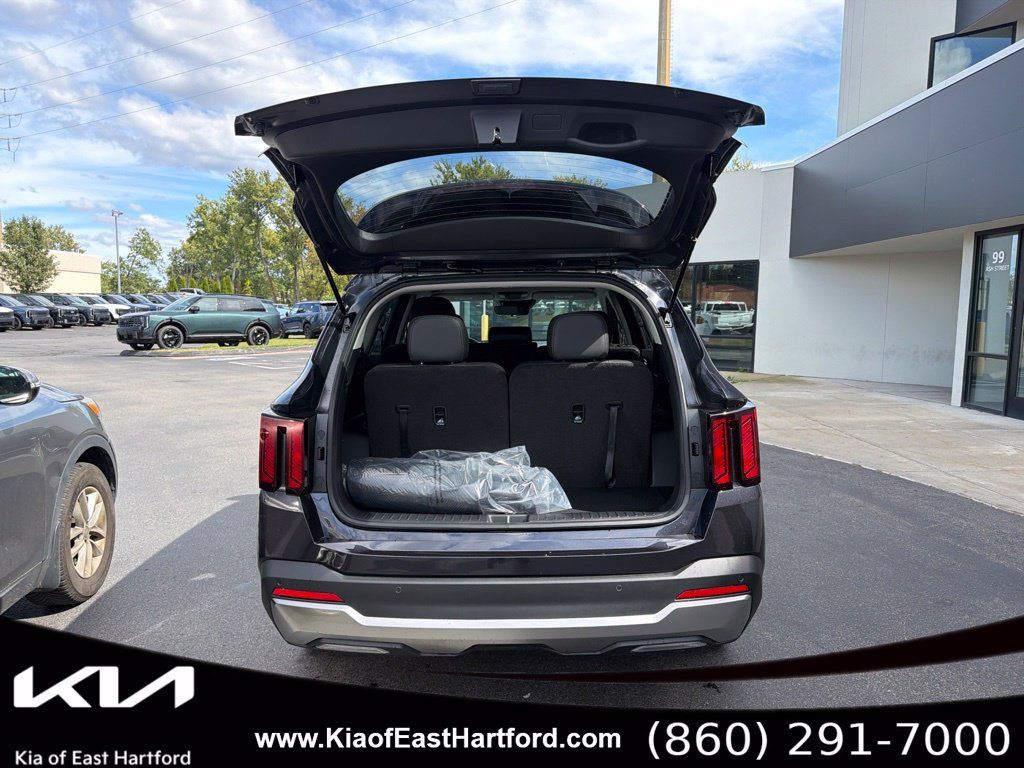 New 2026 Kia Sorento S AWD/4WD image 15