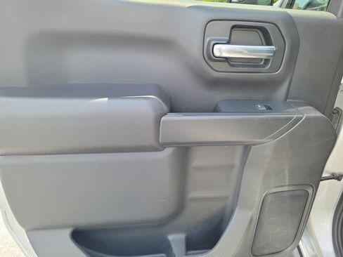 Used 2022 Chevrolet Silverado 1500 Custom RWD image 10