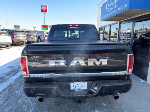 Used 2017 RAM 1500 Limited image 6