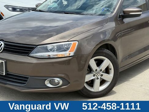 Used 2012 Volkswagen Jetta TDI FWD image 5