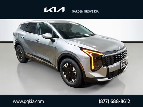 New 2026 Kia Sportage LX image 1