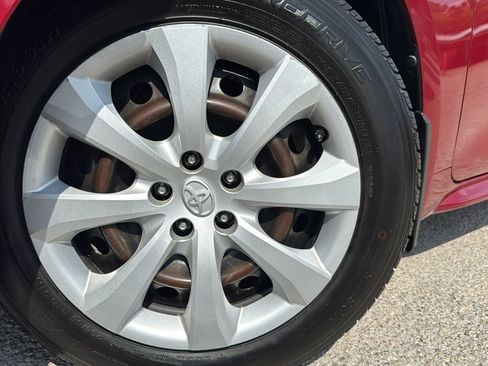 Used 2022 Toyota Corolla LE FWD image 28
