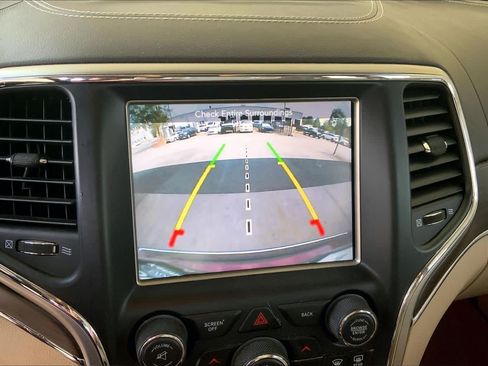 Used 2014 Jeep Grand Cherokee Overland RWD image 28
