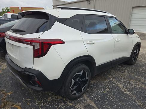 Used 2025 Kia Seltos S image 2