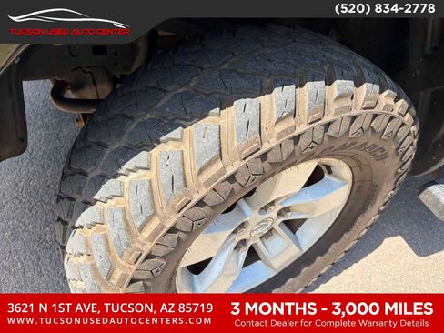 Used 2017 RAM 1500 Classic SLT AWD/4WD image 21