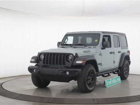 Used 2023 Jeep Wrangler Unlimited Sport AWD/4WD image 10