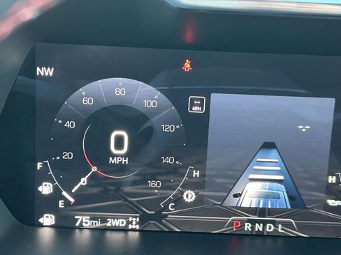 Used 2024 GMC Canyon AT4X image 23