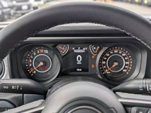 New 2026 Jeep Gladiator Sport image 11