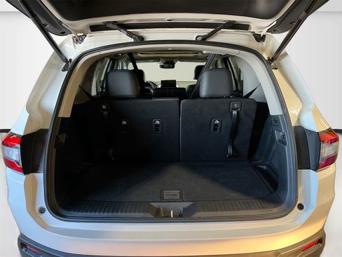 Used 2025 Honda Pilot Elite image 29