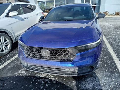 Used 2023 Honda Accord Sport image 1