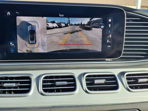 Used 2024 Mercedes-Benz GLE 350 4MATIC image 30