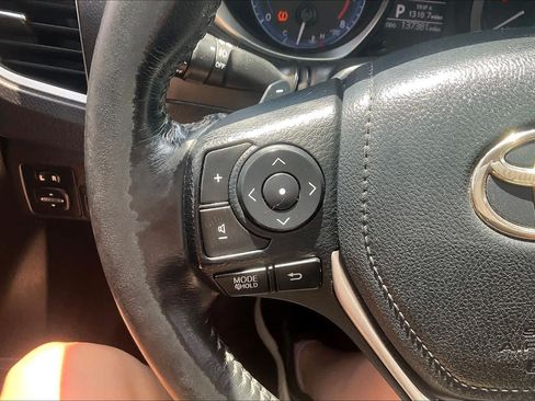 Used 2014 Toyota Corolla S FWD image 23