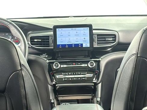 Used 2023 Ford Explorer ST-Line w/ Class IV Trailer Tow Package image 18