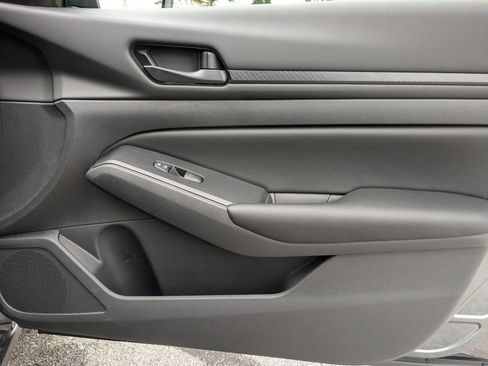 New 2025 Nissan Altima 2.5 S image 38