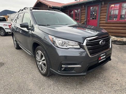 Used 2022 Subaru Ascent Limited w/ Technology Package image 2