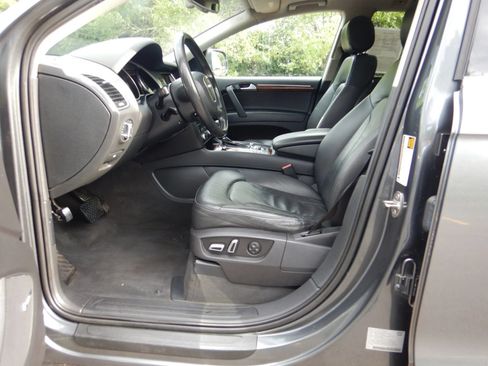 Used 2011 Audi Q7 3.0T Premium Plus AWD/4WD image 10