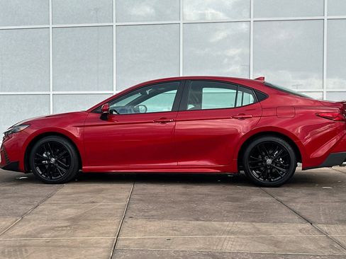 New 2026 Toyota Camry SE image 7