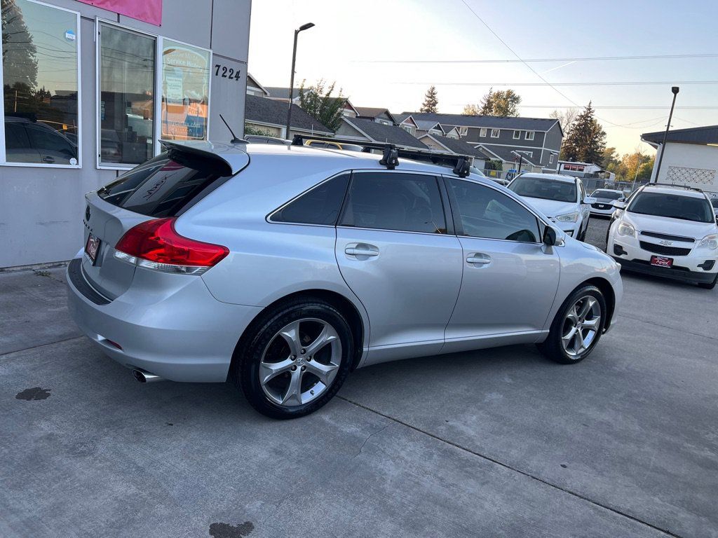 Used 2011 Toyota Venza AWD w/ Comfort Pkg image 8