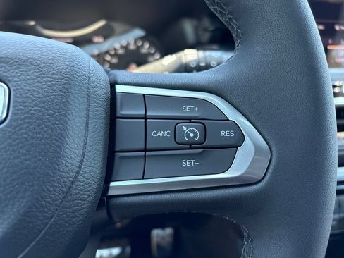 New 2026 Jeep Compass Latitude AWD/4WD image 16
