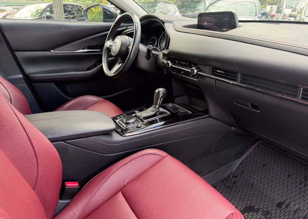 Certified 2024 MAZDA CX-30 AWD 2.5 S w/ Preferred Package image 28