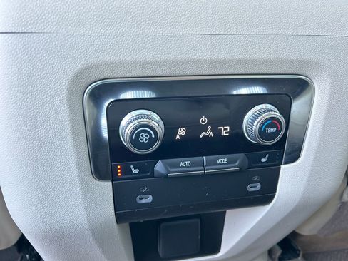 Certified 2024 GMC Yukon XL Denali RWD image 41