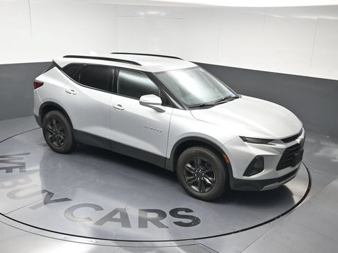 Used 2022 Chevrolet Blazer LT FWD image 15