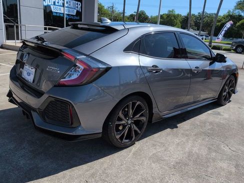 Used 2018 Honda Civic Sport Touring image 4