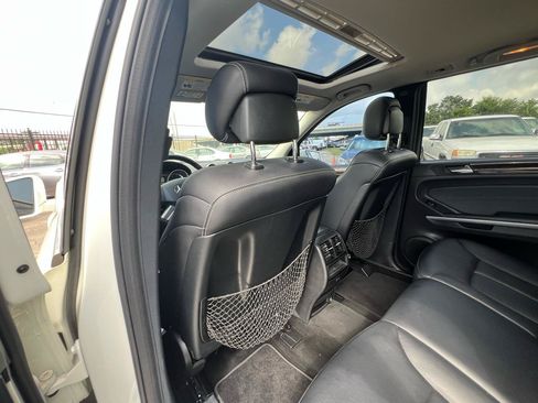 Used 2012 Mercedes-Benz GL 450 4MATIC image 38