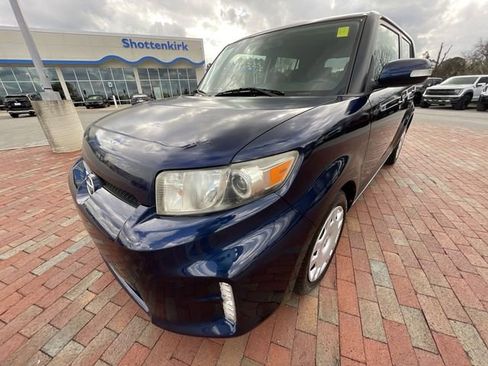 Used 2014 Scion xB image 27