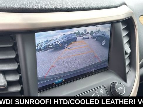 Used 2017 GMC Acadia Denali AWD/4WD image 18