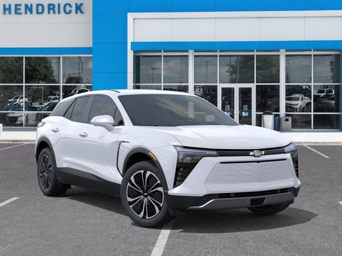 New 2026 Chevrolet Blazer EV LT image 9