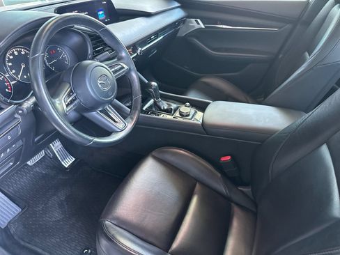 Used 2020 MAZDA MAZDA3 Sedan w/ Premium Package FWD image 10