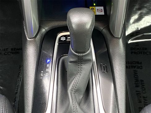 Certified 2023 Toyota Corolla Cross XSE image 31