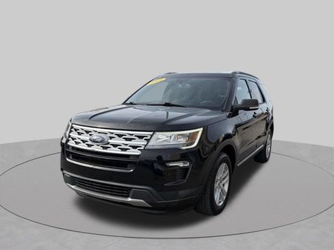 Used 2019 Ford Explorer XLT w/ Equipment Group 201A AWD/4WD image 1