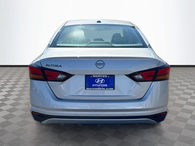 Used 2025 Nissan Altima 2.5 SV FWD image 6