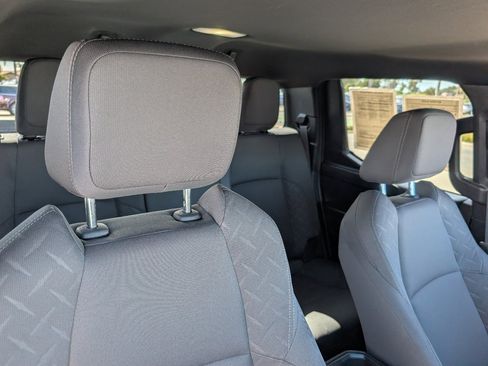 Used 2025 Toyota Tacoma SR image 3