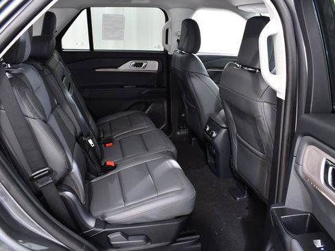 New 2026 Ford Explorer Active w/ Active Comfort Package image 19