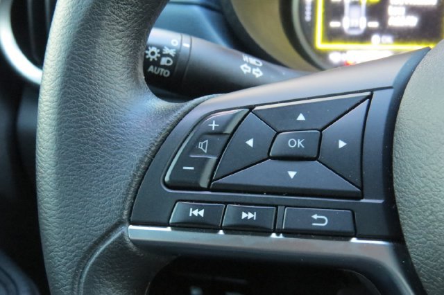 Used 2025 Nissan Versa SV w/ Trunk Package FWD image 17