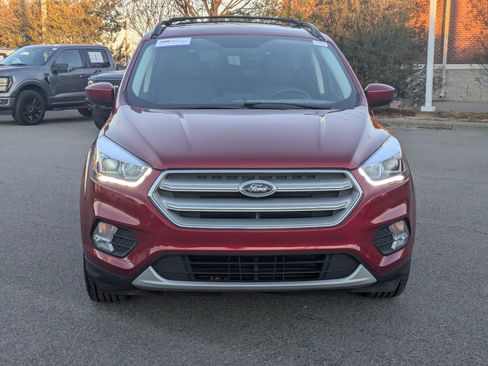 Used 2019 Ford Escape SEL image 9