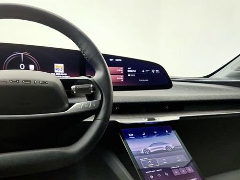 Used 2025 Lucid Air Pure RWD image 56