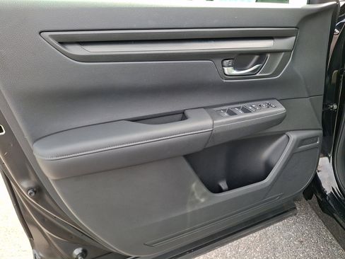 Used 2024 Honda CR-V EX image 12