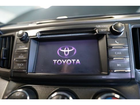 Used 2013 Toyota RAV4 LE image 20
