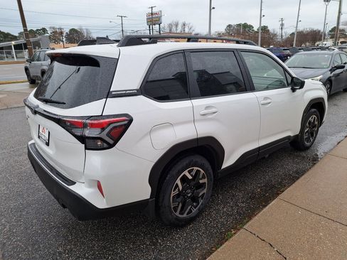 New 2025 Subaru Forester Premium image 6