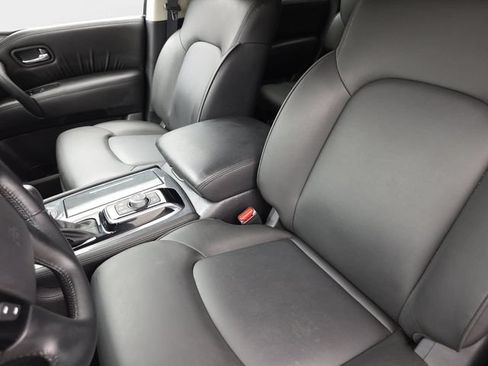 Used 2024 Nissan Armada SV AWD/4WD image 15